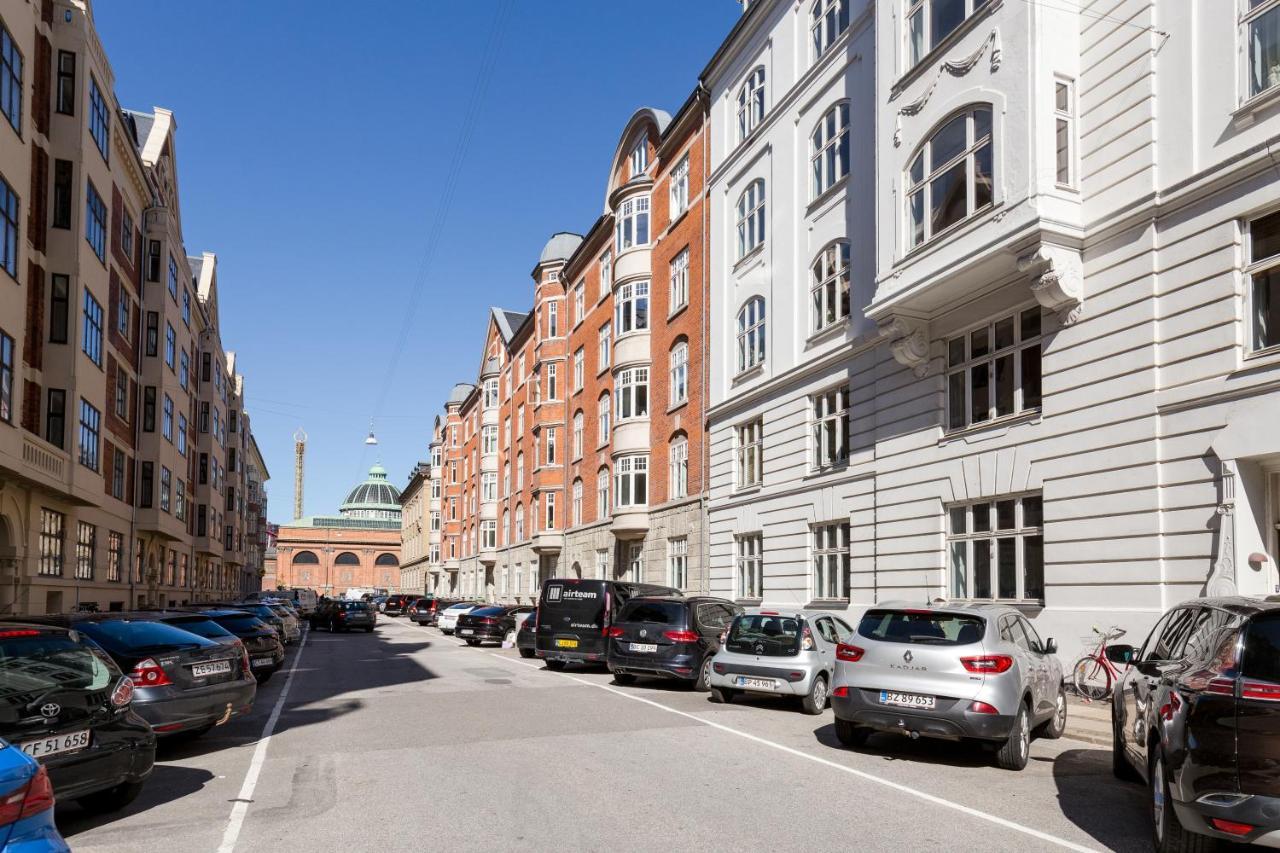 Lovely 3br Manor 5 Min From Tivoli Gardens * Kopenhagen