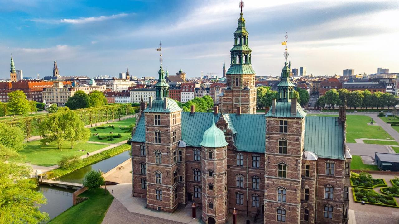 Lovely 3br Manor 5 Min From Tivoli Gardens * Kopenhagen