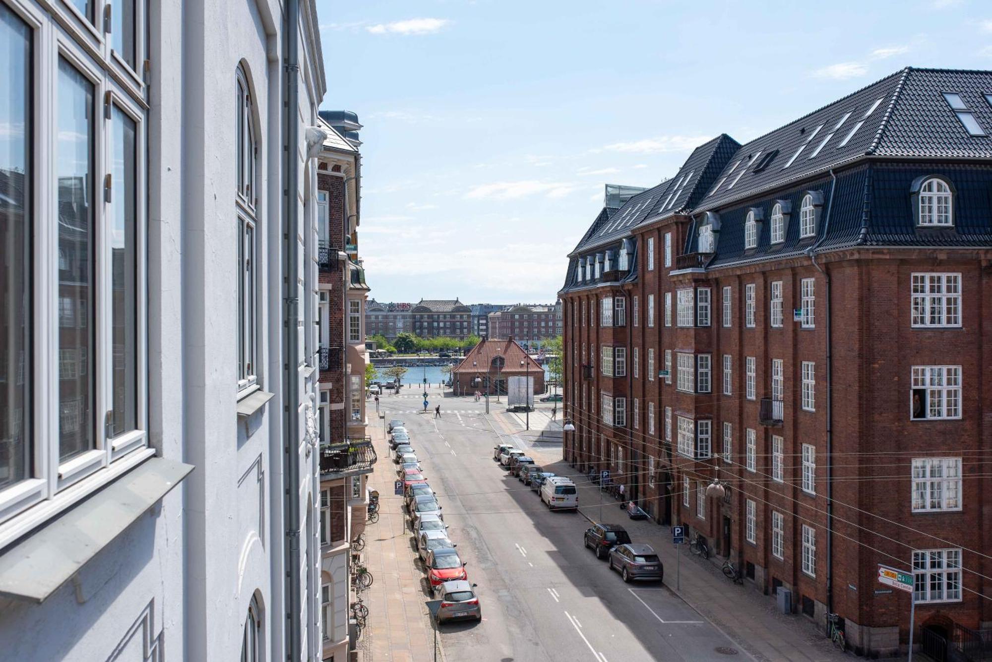 Lovely 3br Manor 5 Min From Tivoli Gardens Apartment Kopenhagen